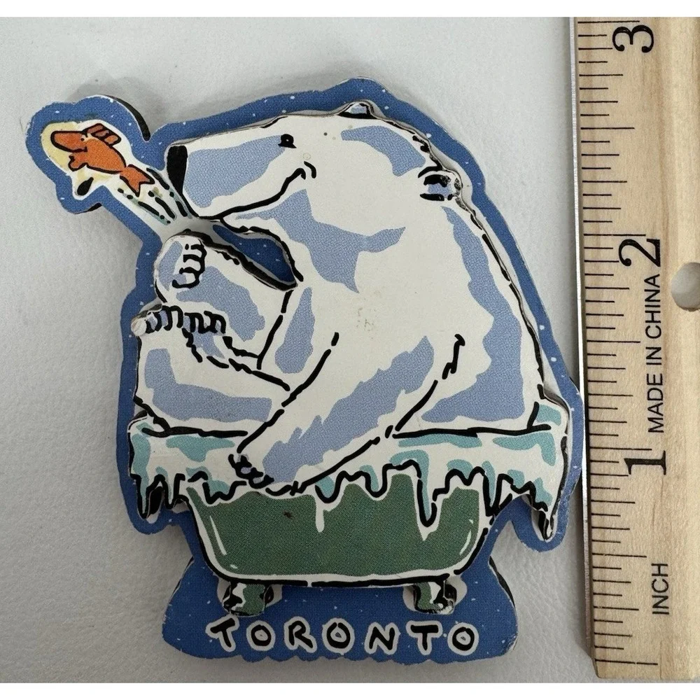 Toronto Polar Bear Bathtub Souvenir Fridge Magnet Vintage Wooden Travel Magnet C